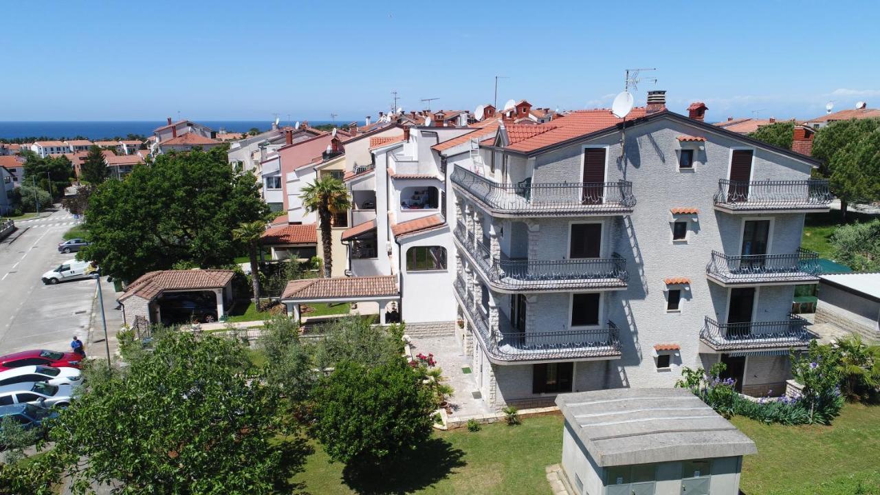 Apartment Mip Poreč Exterior foto