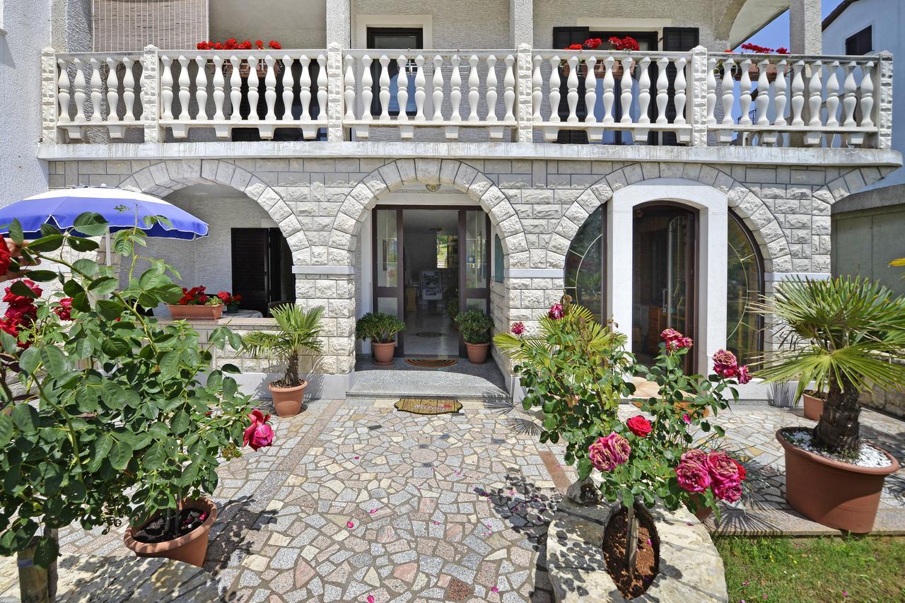 Apartment Mip Poreč Exterior foto
